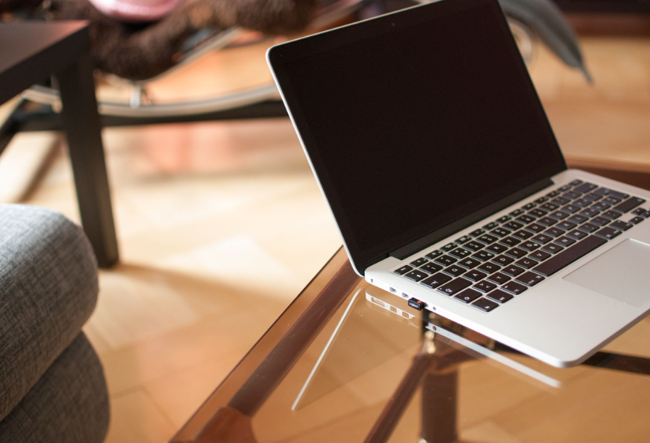 【手機(jī)貼膜加盟】筆記本電腦怎么散熱好?